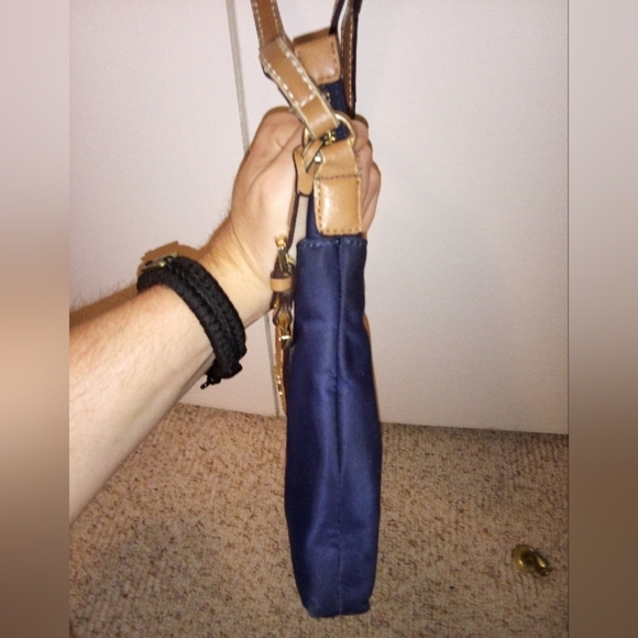 Tommy Hilfiger Julia flat crossbody bag - Picture 5 of 13